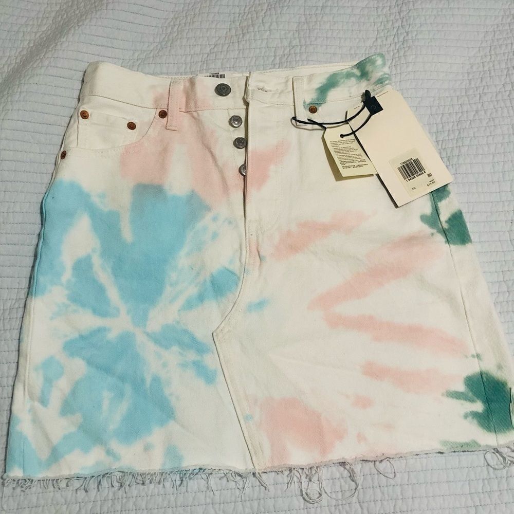 Levi's Deconstructed Tie Dye Denim Skirt (Juniors)‎ - Picture 6 of 13
